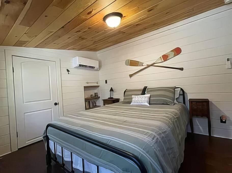 Cameron'S Cottage At The Lake Tallassee Екстер'єр фото